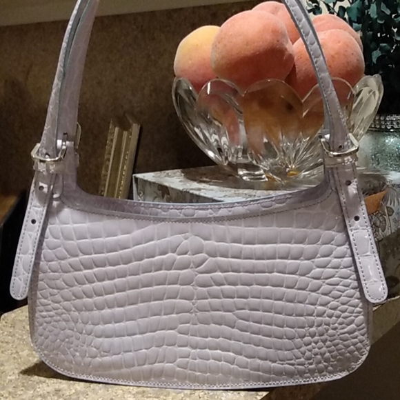 💜 MOSCHINO PURSE💜 - Picture 2 of 7